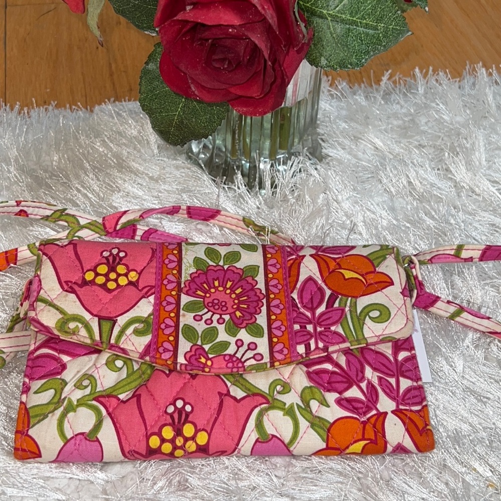 Vera Bradley small wallet and crossbody use. New never used.